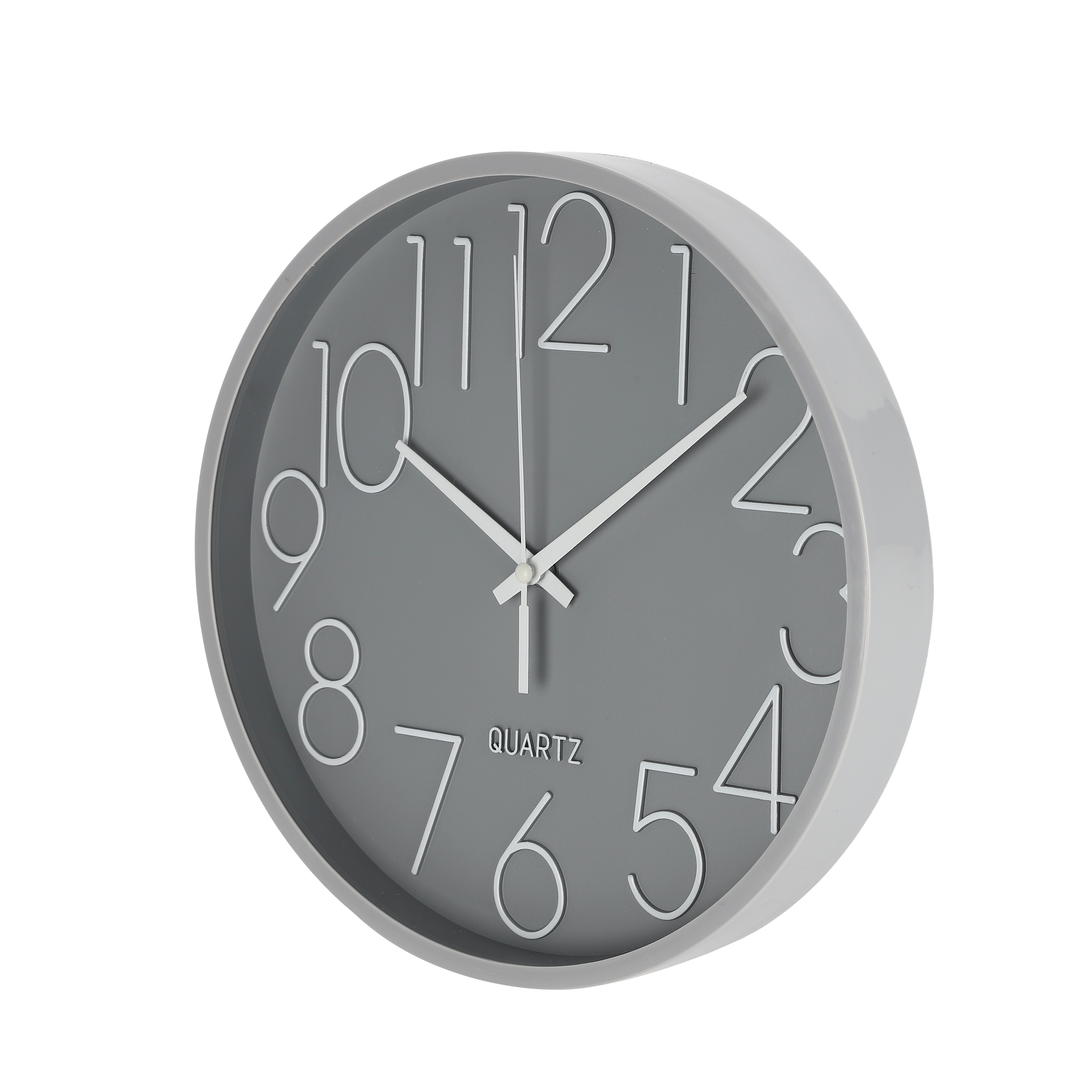 RELOGIO DE PAREDE CINZA COM NUMEROS BRANCOSDIÂMETRO - 24CM